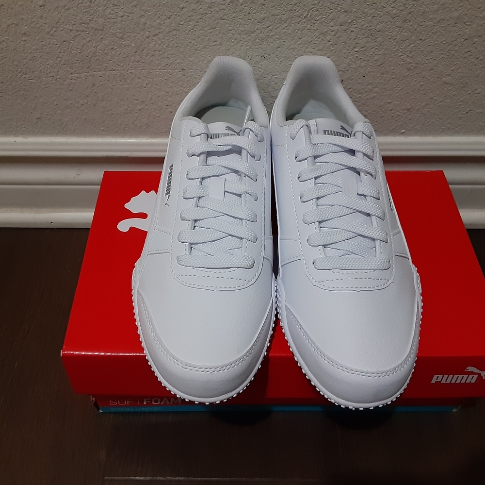 Puma - Picture 4 of 4